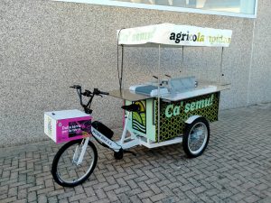 TRICICLO CARGO BIKE LAMPEDUSA STREET FOOD FRIGGITORIA